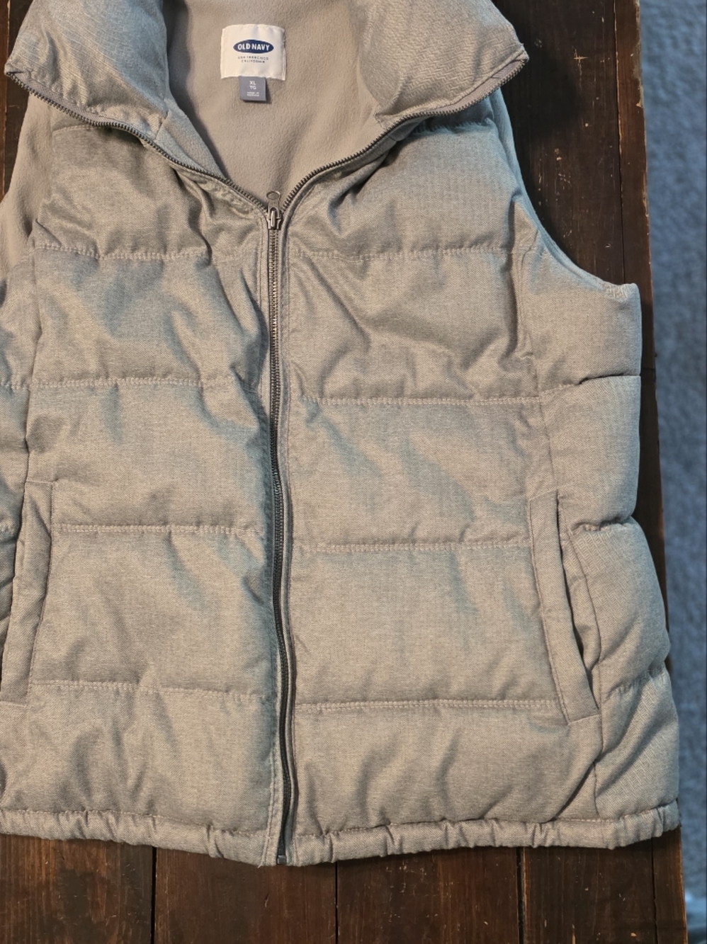 Old Navy Heather Gray Quilted Puffer Vest